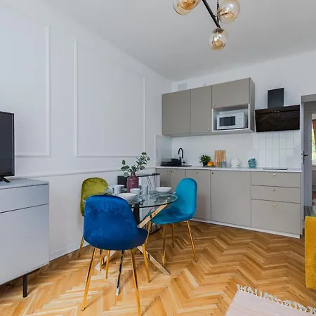 Apartment Superapart Nowolipie 13/15